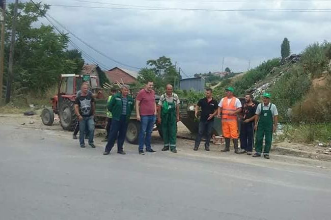 Акција за средување и чистење на дивата депонија над влез од населба Ѓорче Петров