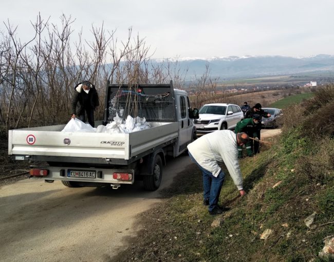 Пролетната акција за раззеленување на Куманово со нашите Коледари