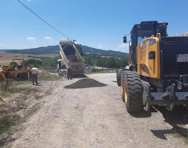 Тампонирање на патот до КПУ ЗАТВОР Куманово во с. К’шање