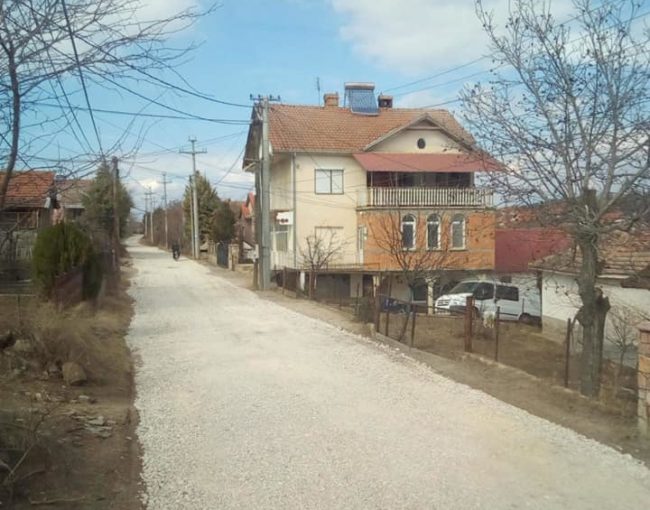 Тампонирање на пат во с. Тромеѓа (Амбар мало)