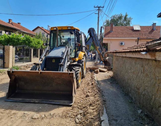 Реконструкција на крак од ул. 30-ти Јули во населба Перо Чичо