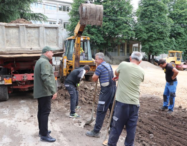 Нов паркинг простор пред ОСТУ Наце Буѓони